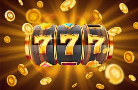 Filipino player browsing phcash apk sports betting on mobile phone